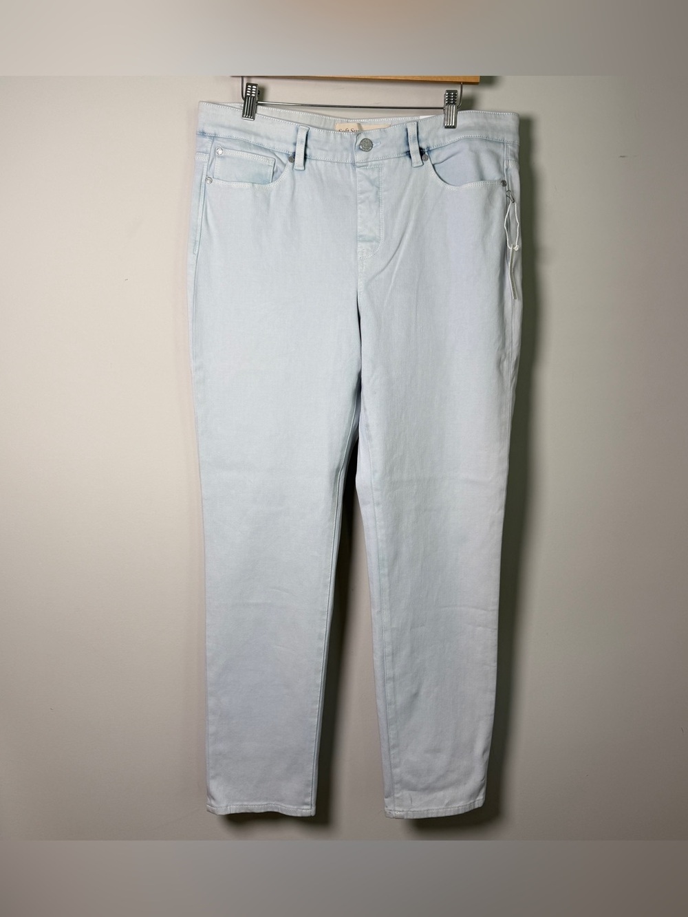 NWT Soft Surroundings The Ultimate 5 Pocket Straight Leg Jeans Ice Blue - Large
